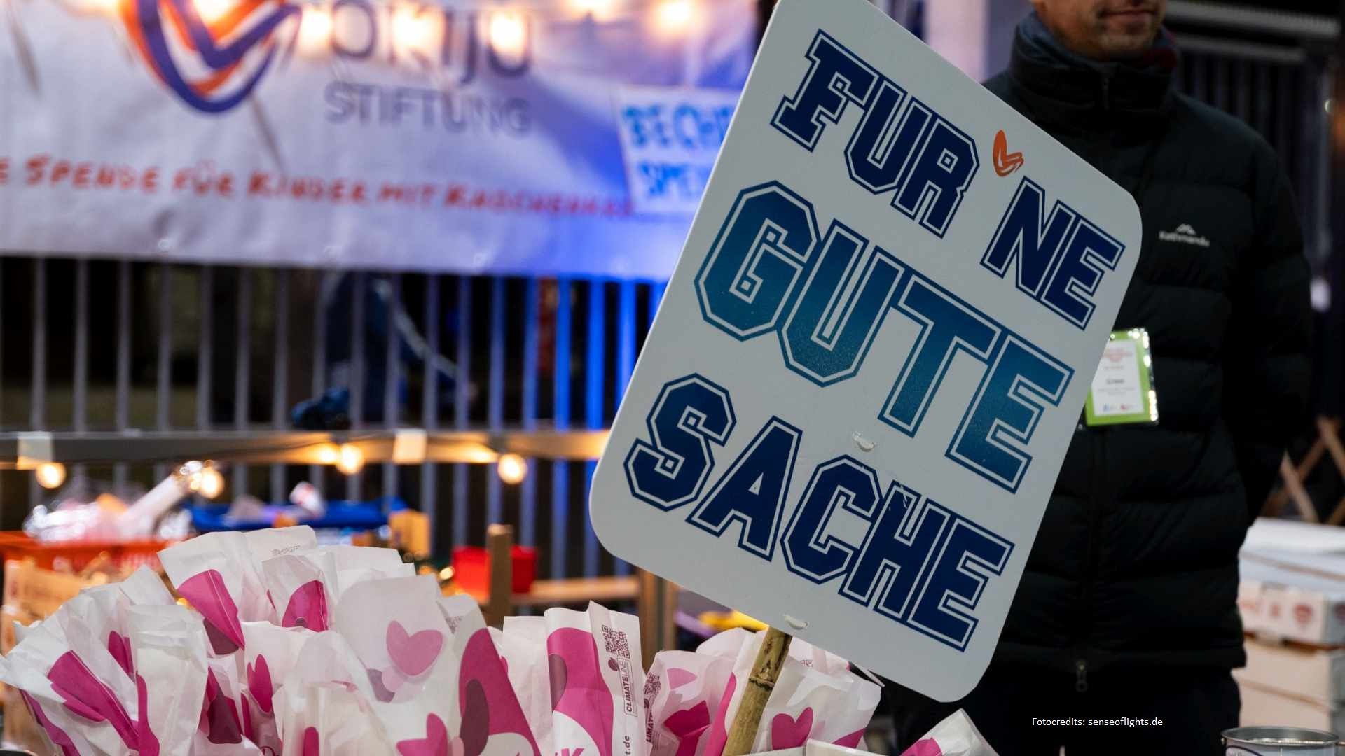 Bild zu Solidarität in Köln: Gemeinsame Aktion für Kinder mit Knochenkrebs