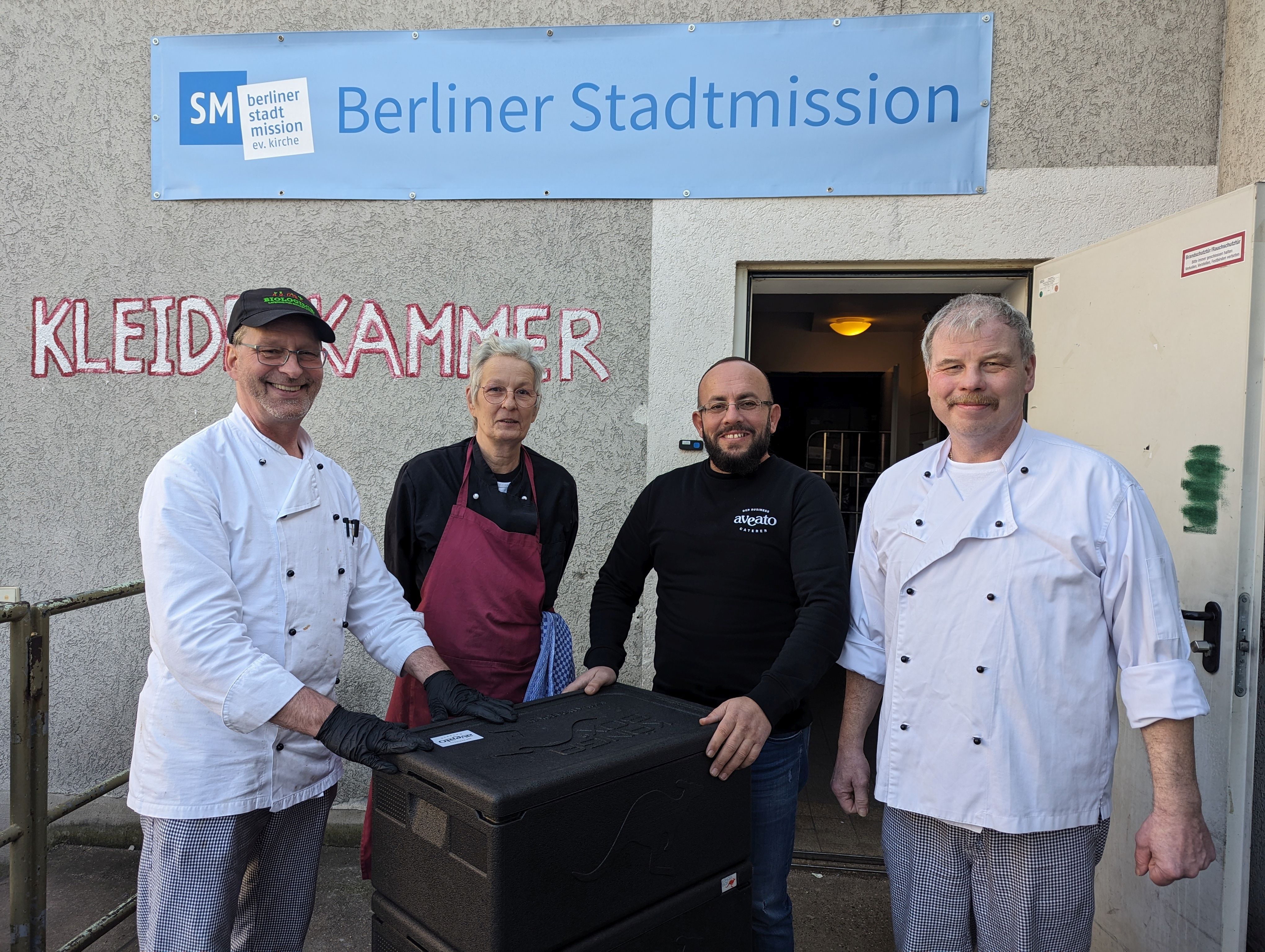Bild zu Die Suppenkellen-Spende für Menschen in Not