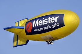 Bild zu Handwerk wirbt mit Luftschiff von GEFA-FLUG