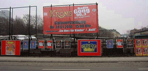 Bild zu all buy one zeigt Herz für Haiti - Dienstleister unterstützt Circus Krone bei Benefiz-Veranstaltung zugunsten Erdbebenopfer