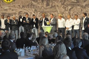 Bild zu BVB und EVONIK: Mit Leidenschaft in die neue Saison
