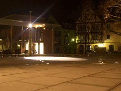 Bild zu Licht und Schatten: Europas größte Sonnenuhr funktioniert dank Clay Paky und MA Lighting auch in der Nacht