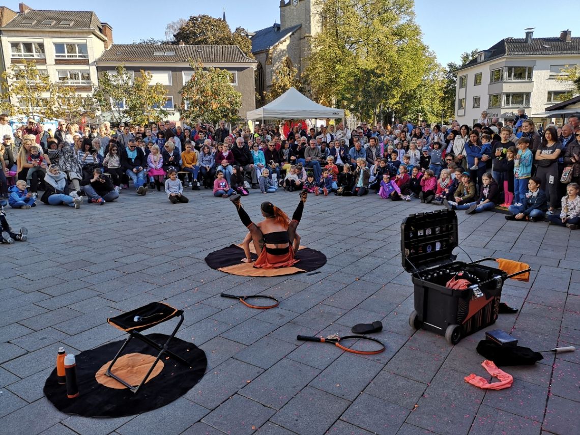 Bild zu 16. Straßenkünstler-Festival „Gütersloher Straßenfiffi“