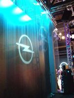 Bild zu as systems unterstützte GM Premiere Night am Vorabend der IAA