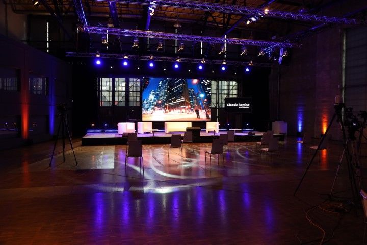 Bild zu Hybride Events mit Full-Service im Studio der Classic Remise Düsseldorf