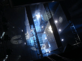 Bild zu Waterwall von as systems bei den MTV European Music Awards - „Monsoon“-Regen für Tokyo Hotel