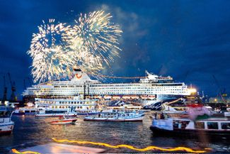 Bild zu Taufe des Kreuzfahrtschiffes ´Mein Schiff` von TUI Cruises ausgezeichnet: NEST one holt Silver Star beim European Best Event Award