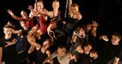 Bild zu No Roots - Die Absolventenshow der Staatlichen Schule für Artistik  Berlin 2008