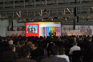 Bild zu iF product design award 2009 - Modernste Medientechnik bei Preisverleihung
