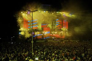 Bild zu Highway to Love: Zweite Ausgabe der Loveparade im Ruhrgebiet