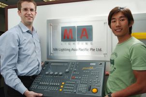 Bild zu Neues Büro in Singapur eröffnet: MA Lighting fasst in Asien Fuß
