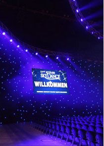 Bild zu LED-Sternenhimmel CHAMELEON auf der größten Musik- und Tanzshow der Welt!