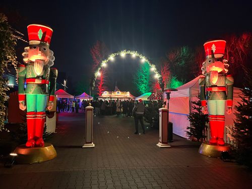 Bild zu ALLES für Ihre Weihnachtsfeier – einfach mieten!