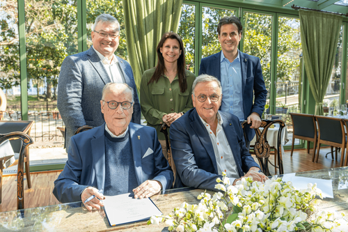 Bild zu Europa-Park und Brauwerk Baden verlängern erfolgreiche Partnerschaft