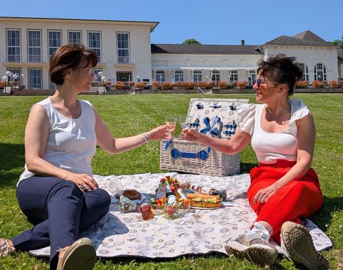 Bild zu Picknick im Park