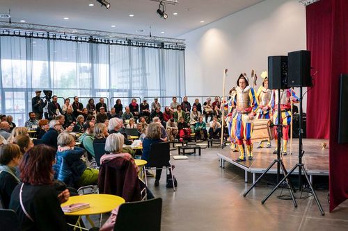 Bild zu Die Schweizer Künstlerbörse in Thun startet am 15. April und feiert 50-Jahr-Jubiläum!