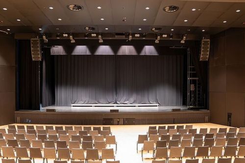 Bild zu Kathrin-Türks-Halle Dinslaken mit neuem VIO-Beschallungssystem von dBTechnologies