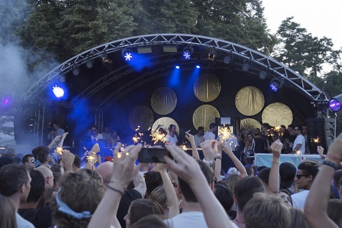 Bild zu GEMCO stattet „Tanz im Park“ beim Volkswagen Lichterfest aus