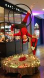 Hoopela – mit Luftartistik in eine schwungvolle Weihnachtsparty