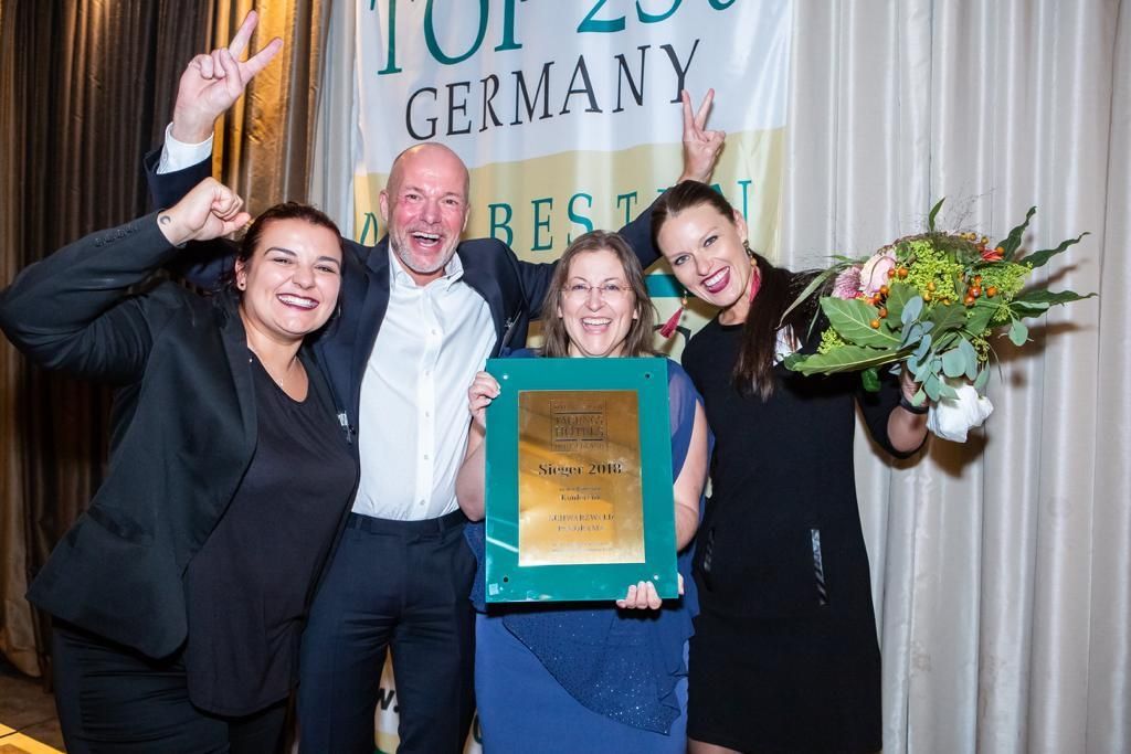 Bild zu Das Convention Bureau Karlsruhe + Region gratuliert seinen Partnern zur Auszeichnung bei der Vergabe der besten Tagungshotels in Deutschland