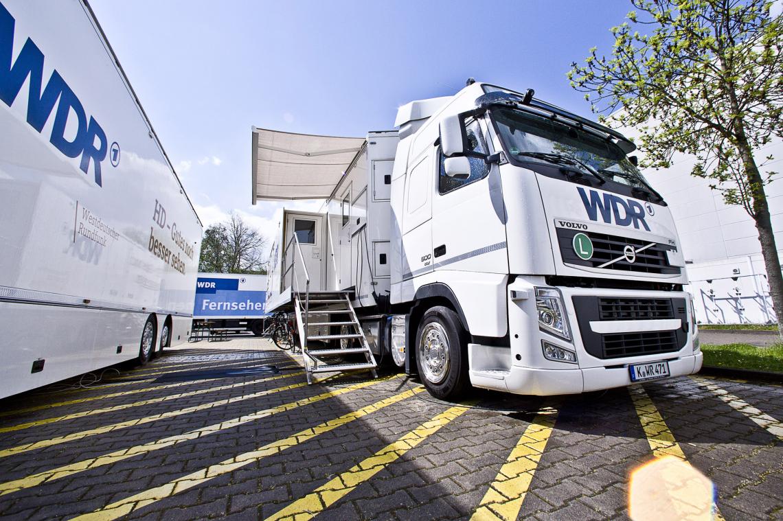 Bild zu Flexible mobile Produktion: WDR stattet weitere Fahrzeuge seiner Ü-Wagen-Flotte mit Riedel MediorNet aus