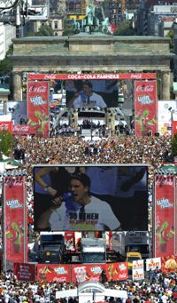 Bild zu XL Video liefert LED-Technik für Fan Feste zur Euro 2008